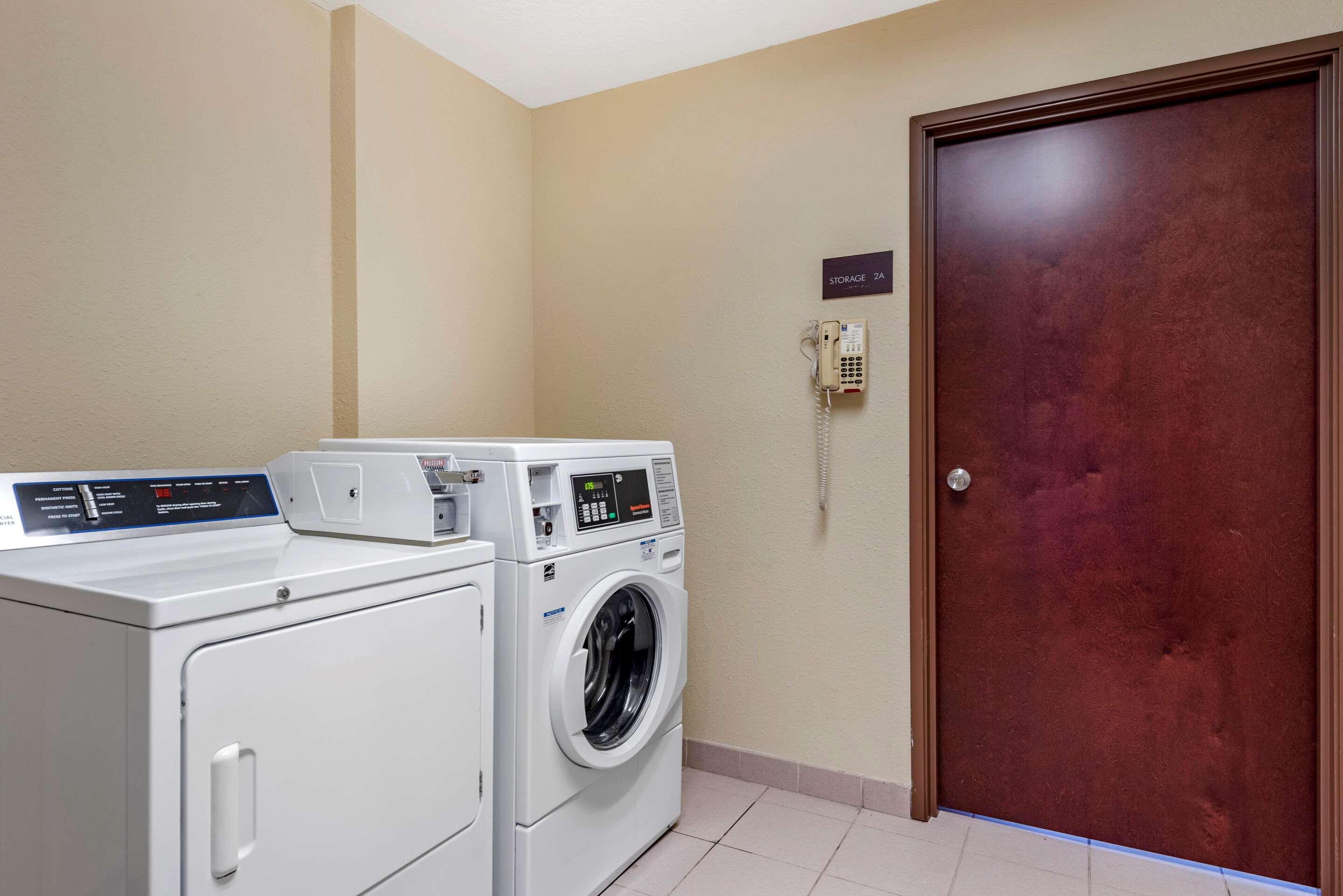 Comfort Inn & Suites Muncie Dış mekan fotoğraf