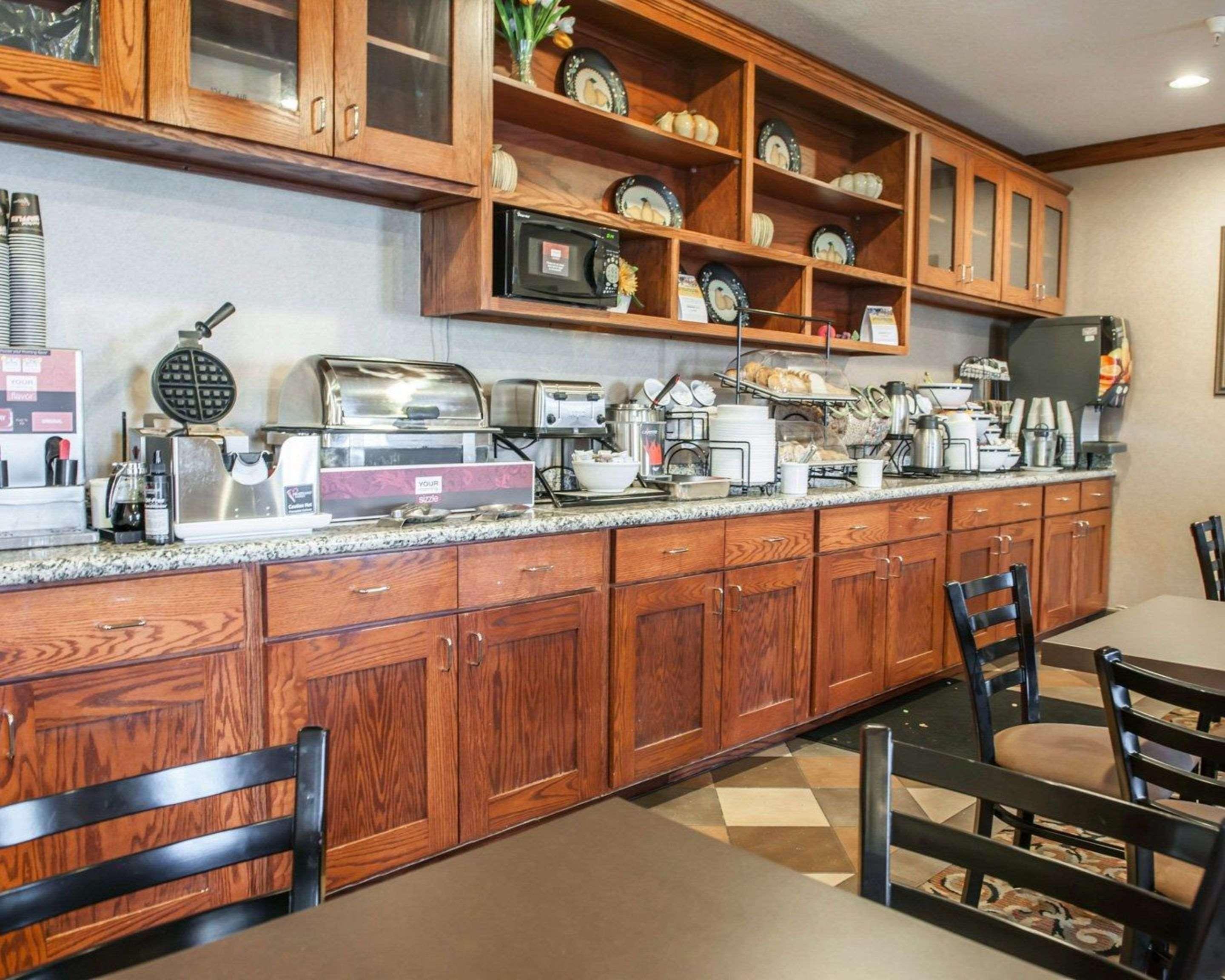 Comfort Inn & Suites Muncie Dış mekan fotoğraf